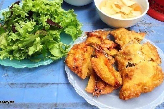 Hanoi Street Food Tour with Train Street - Ending on a High Note