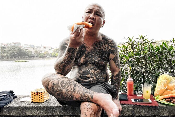 Hanoi Street Photography with a Pro  Phone & Camera - Who Should Book This Tour?