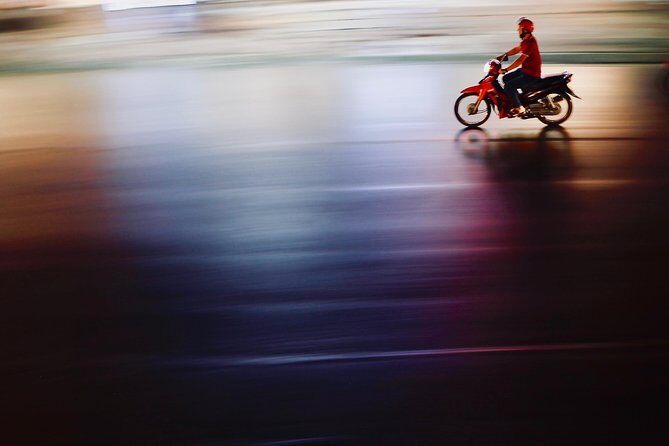 Hanoi Street Photography with a Pro  Phone & Camera - FAQ