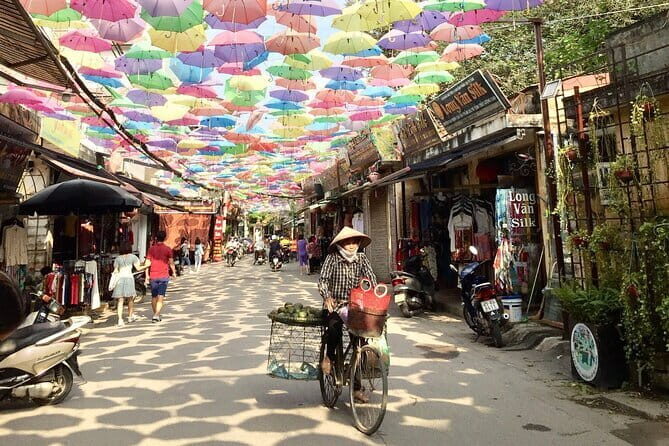 Hanoi to Van Phuc Silk & Duong Lam Ancient Village Private Tour - Exploring Vietnam’s Hidden Gems: Hanoi to Van Phuc Silk & Duong Lam Ancient Village Private Tour