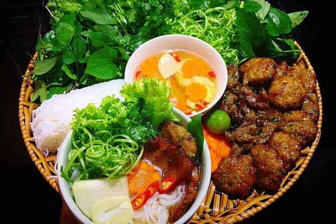 Hanoi Walking Food Tour Featuring Authentic Dishes - Exploring Hanois Flavors: A Guided Walking Food Tour