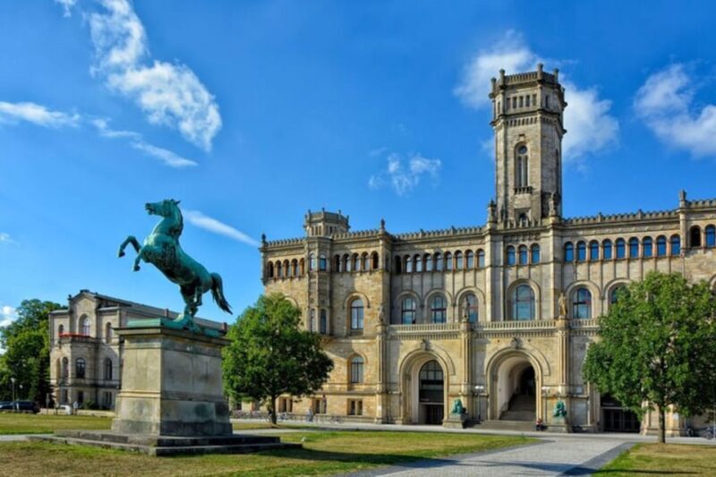 Hanover: Private Walking tour with A Guide (Private Tour) - Guides and Personal Touches