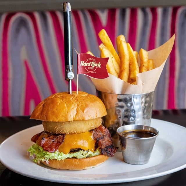 Hard Rock Cafe Berlin with Set Menu for Lunch or Dinner - Authenticity and Value
