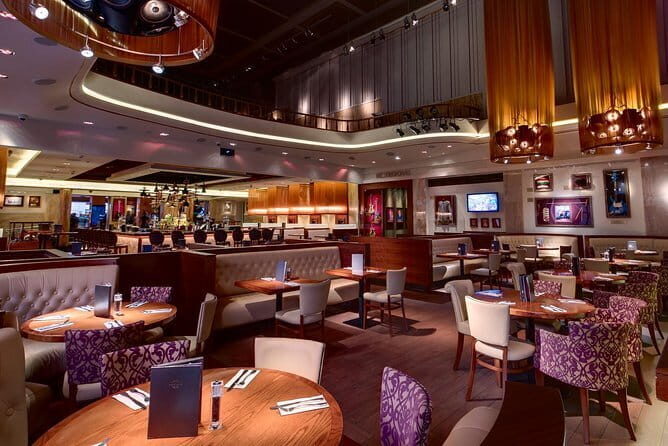Hard Rock Cafe Florence with Set Lunch or Dinner - Meal Options and Menu Highlights
