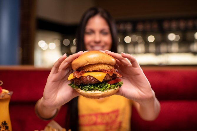 Hard Rock Cafe Hollywood - Key Points