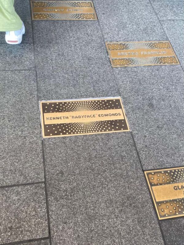 Harlem walking tour in French and Gospel Mass in a small group - Final Thoughts: Why This Tour Stands Out