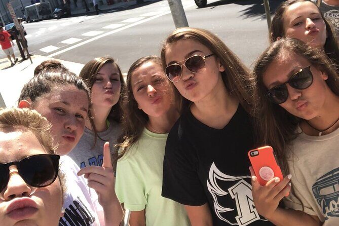 Hartford Scavenger Hunt by Crazy Dash - Authentic Experiences and Insights