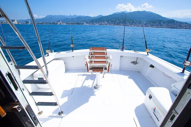 Hatteras 42-44' Classic Yachts in Puerto & Nuevo Vallarta - FAQ