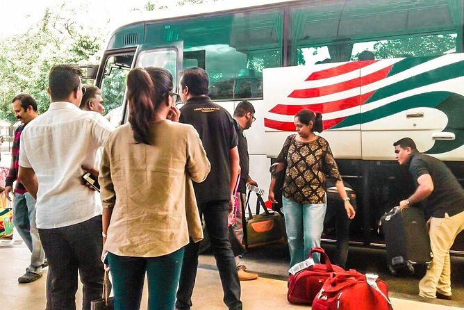 Hatton City to Colombo (CMB) Airport Private Transfer - Why This Transfer Fits Different Travelers