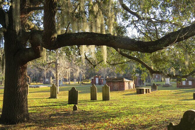 Haunted Savannah Georgia Self Guided Walking Audio Tour - The Sum Up