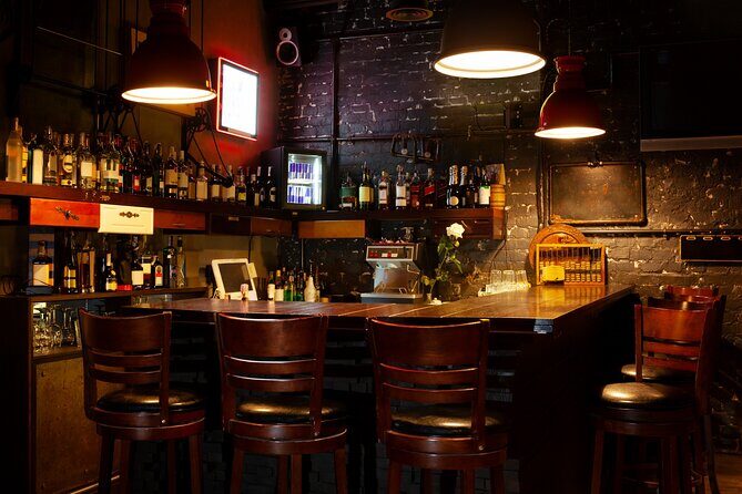 Haunted Spirits and Historic Pubs Ghostly Adventure in Houston - Key Points