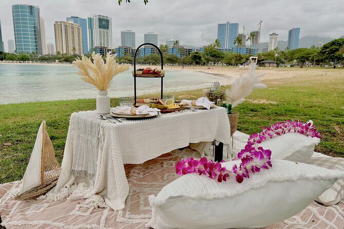 Hawaii Beach Picnic Date - Setting the Scene: What to Expect on Your Beach Picnic