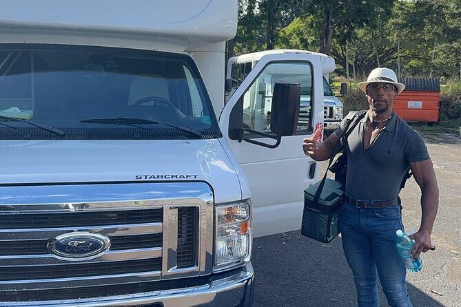 Hawaii island Mini-Buses Service - The Itinerary and Logistics