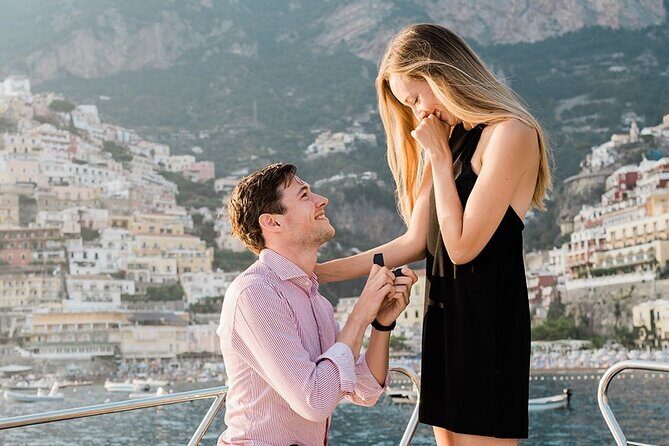 He said yes! Marriage Proposal at Sunset - Key Points