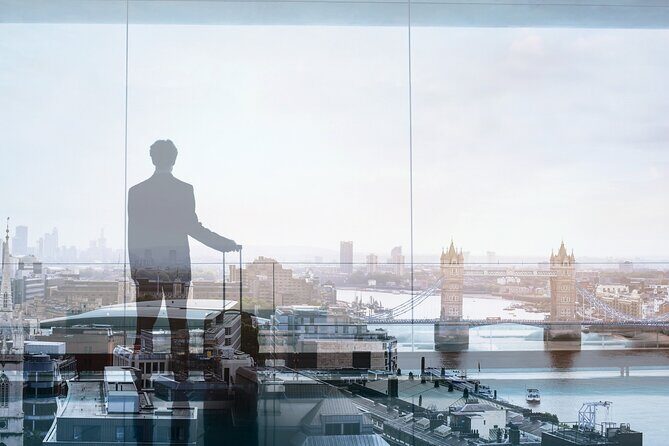 Heathrow Airport Private Transfers To Central London - The Experience: An In-Depth Look at Heathrow to Central London Transfers