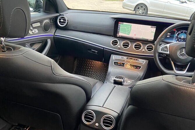 Heathrow Airport To Oxford Private Transfer - Who Is This Service Best For?