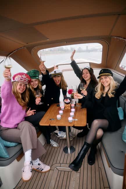 Heidelberg: Boat ride Heidelberg private boat with captain 3.5 hours for up to 12 guests - Key Points