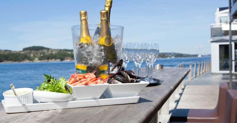 Helicopter + lunch at Cornelius Seafood Restaurant - FAQ