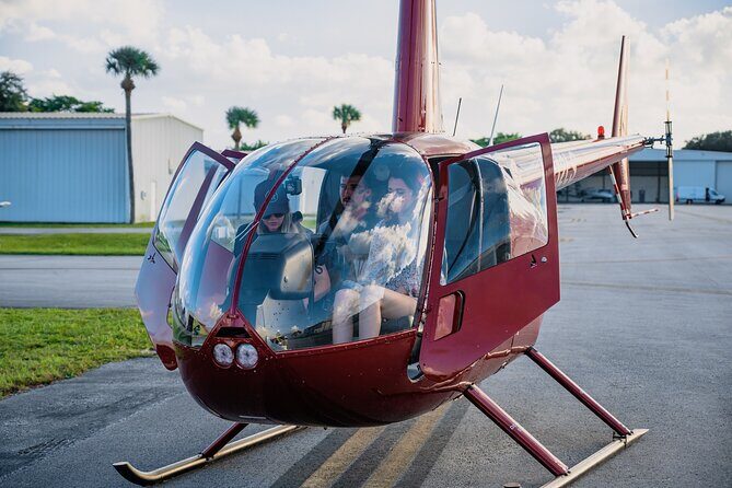 Helicopter Tour: EVERGLADES, HARD ROCK GUITAR & BEACHES - Key Points