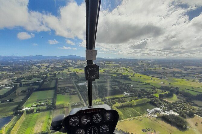 Helicopter trial Flight. Have a go at being the pilot - What to Expect During Your Flight