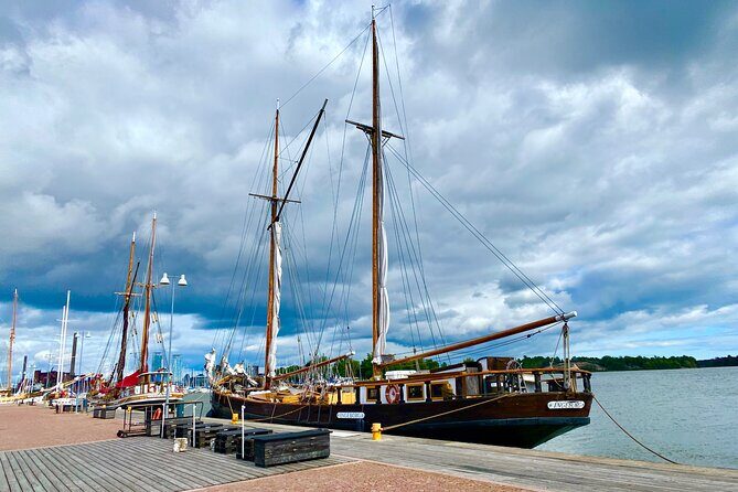 Helsinki and Suomenlinna Day Tour with Ferry Ride - Key Points