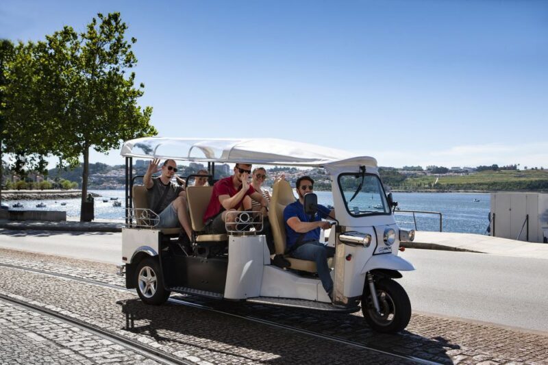 Helsinki City: 2.5-Hour City Tour with Electric TukTuk - FAQ