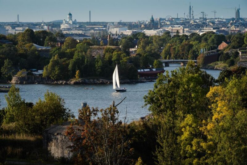 Helsinki: City and Outer Islands Guided RIB Boat Tour - Key Points