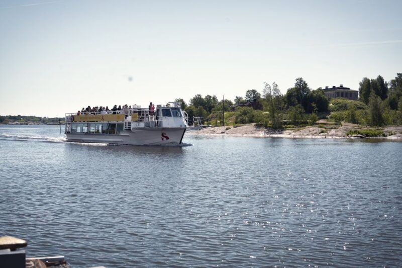Helsinki: City Highlights 1.5-Hour Archipelago Cruise - Who Should Consider This Tour?