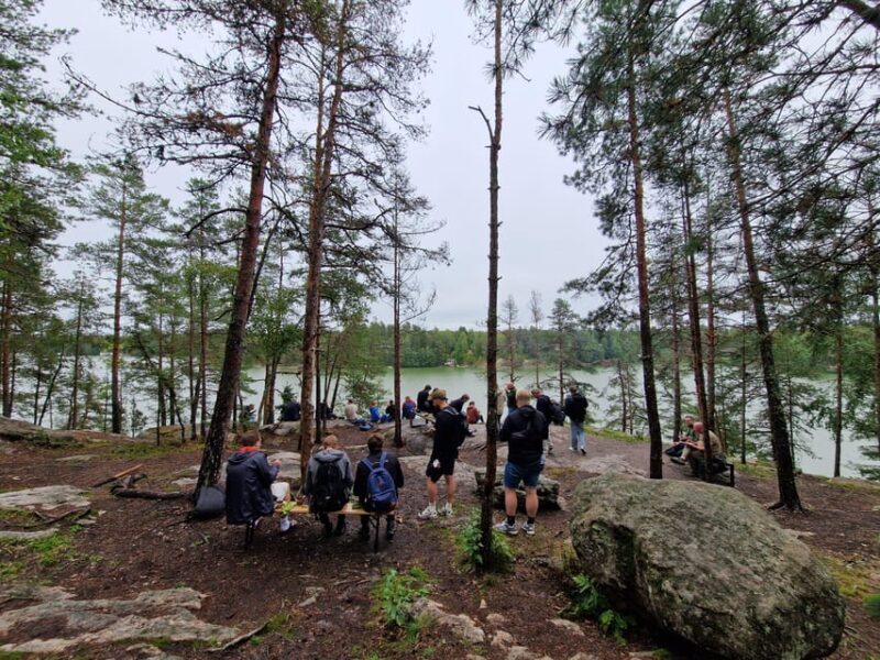 Helsinki: Guided Nature Experience with Campfire and Meal - FAQ