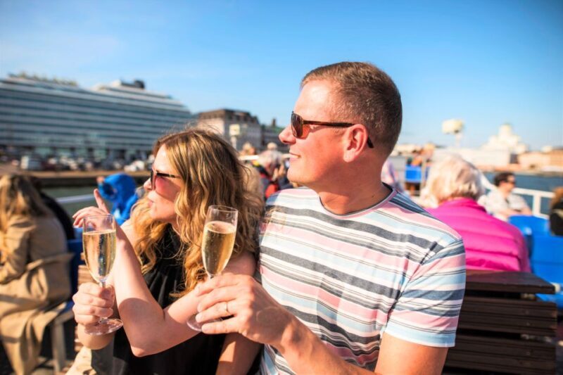 Helsinki: Hop-On Hop-Off Bus and Sightseeing Boat Tour - Exploring Helsinki: A Balanced Look at the Hop-On Hop-Off Bus and Sightseeing Boat Tour