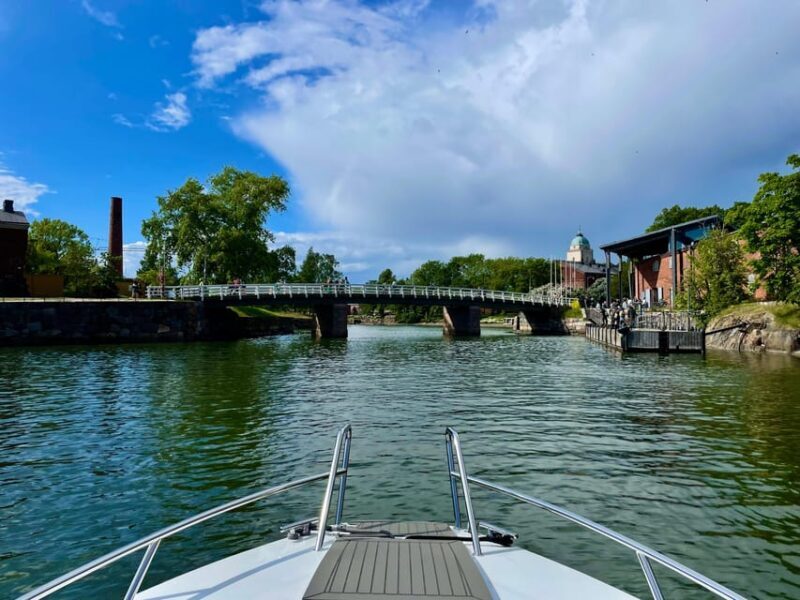 Helsinki: Private Boat Tour - What Not to Expect