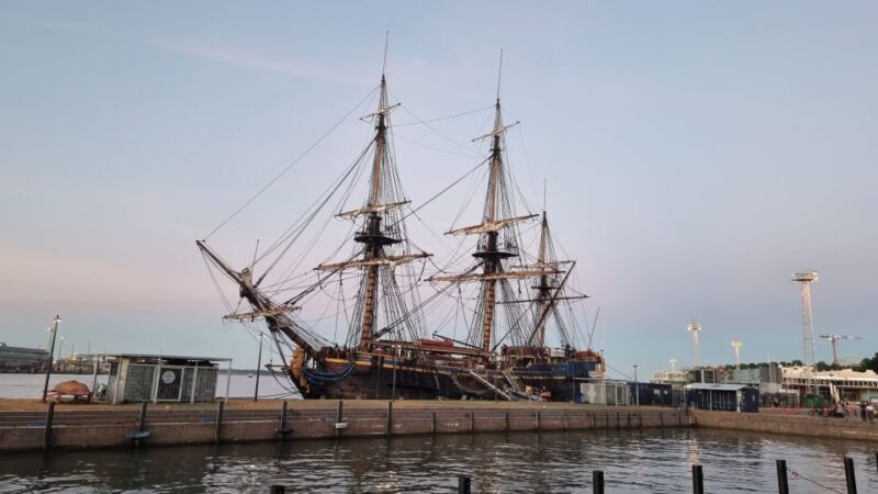 Helsinki: Private City Highlights Tour by VIP car - Key Points