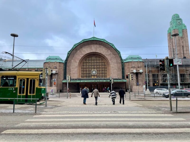 Helsinki: Private Day Tour with a Guide - Key Points