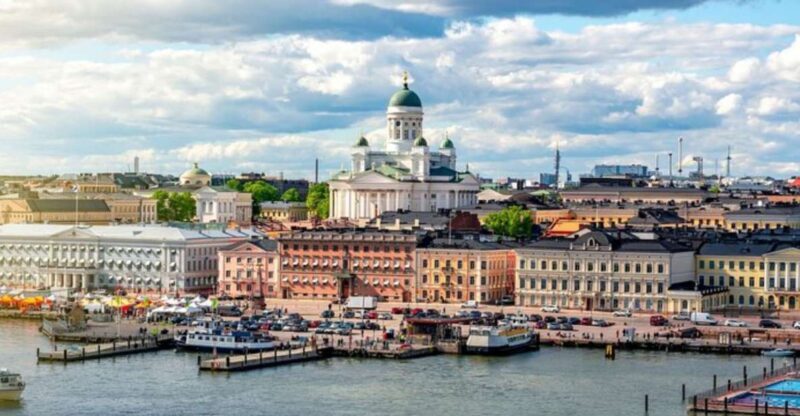 Helsinki: Private Walking Tour with a Local Guide - Key Points