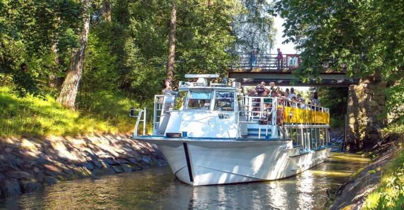 Helsinki: Sightseeing Canal Cruise with Audio Commentary - An In-Depth Look at the Helsinki Canal Cruise