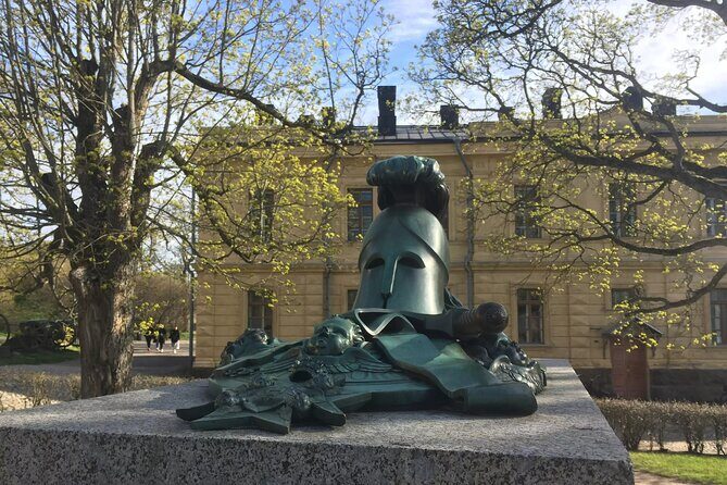 Helsinkis Island Fortress: An Audio Tour of Suomenlinna - FAQs