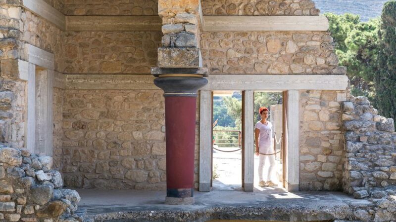 Heraklion: Knossos Private Guided Tour & Skip-the-Line Entry - Duration and Value