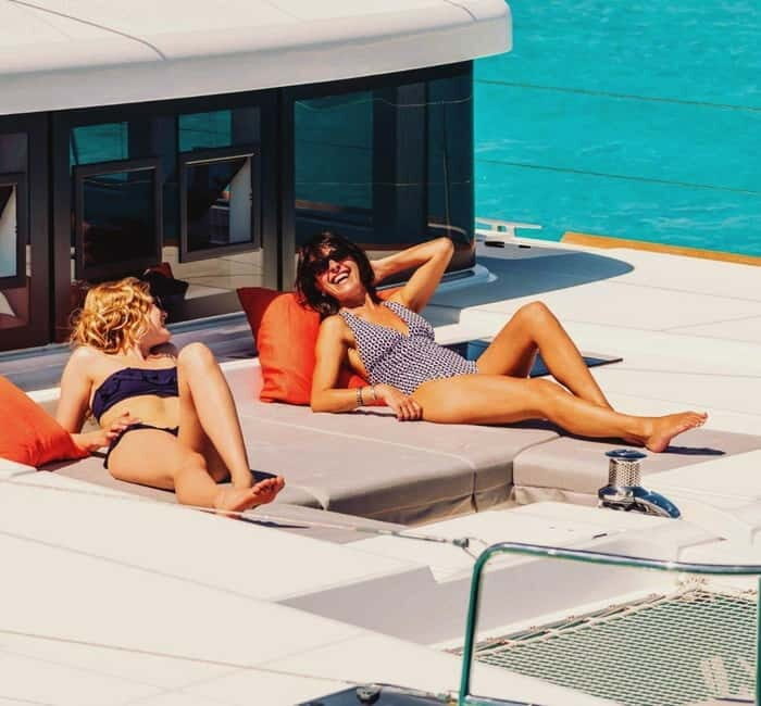 Heraklion: Luxury Cruise to Dia with Dinner & Free Transfer - Who Will Love It?