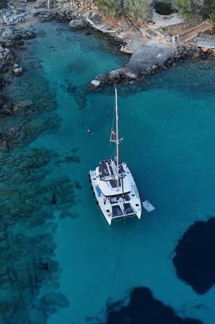 Heraklion Luxury Sailing Catamaran Dia Island | Gourmet Menu - An Overview of the Experience