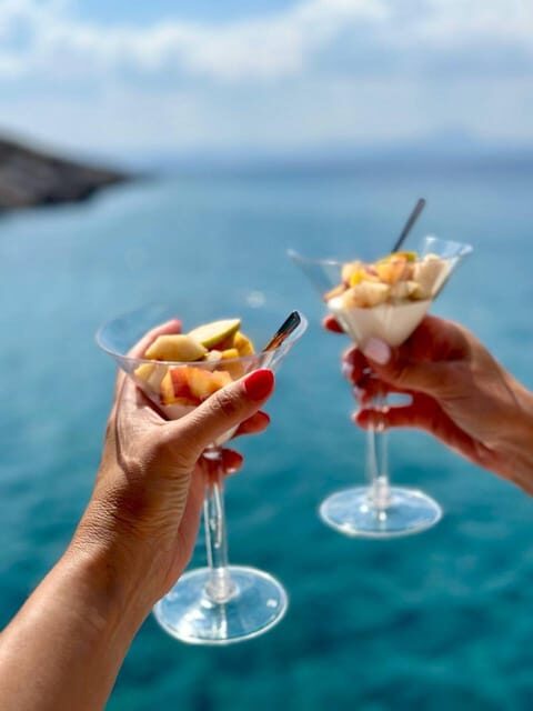 Heraklion: Private Catamaran Cruise to Dia with Meal&Drinks - Setting Sail from Heraklion: What to Expect