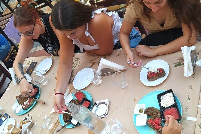 Heraklion Private Treasure Hunt with Food Stops - Who Will Love This Experience?