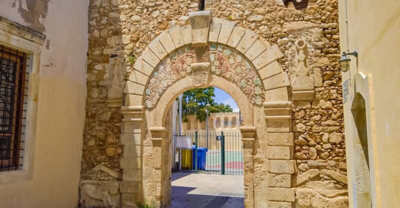 Heraklion: Rethymno and Western Crete Highlights Day Trip - Transportation and Group Size