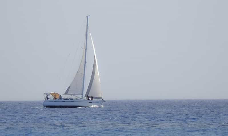 Heraklion: Sailing Cruise to Dia Island with Drinks and Meal - Exploring Dia Island