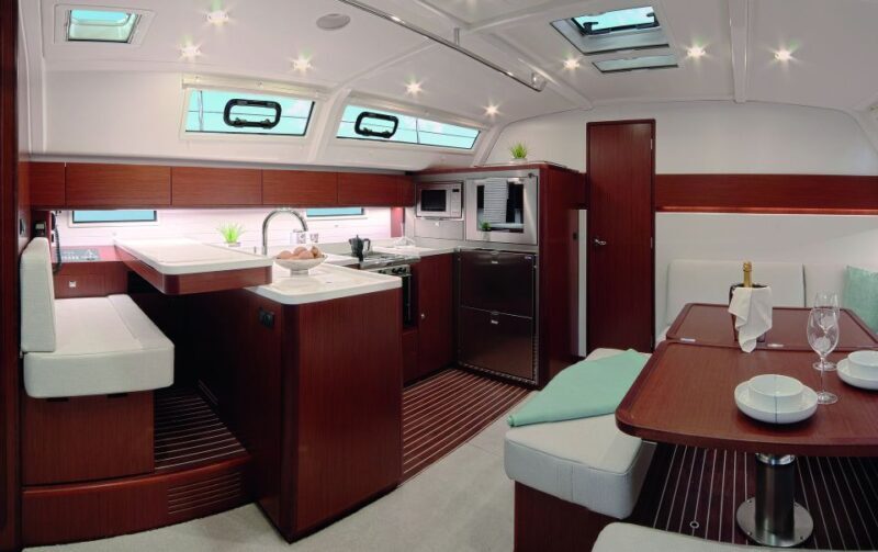 Heraklion: Sailing to Dia island with lunch on Bavaria 51 - Why This Tour Offers Good Value