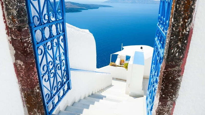 Heraklion: Santorini Ferry and Day Trip to Fira and Oia - Key Points