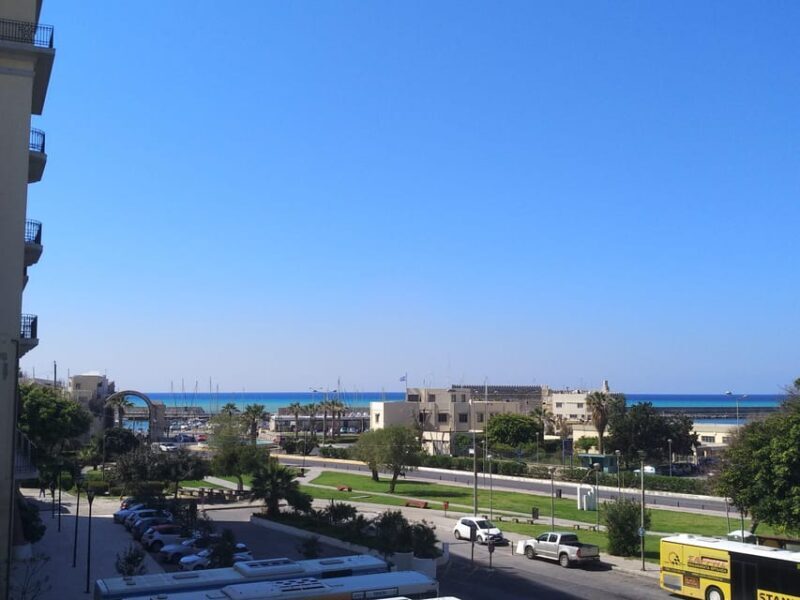 Heraklion: Sightseeing Tour with Greek Meze - Key Points