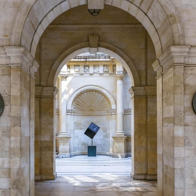 Heraklion: Sightseeing Tour with Greek Meze - Who Is This Tour Perfect For?