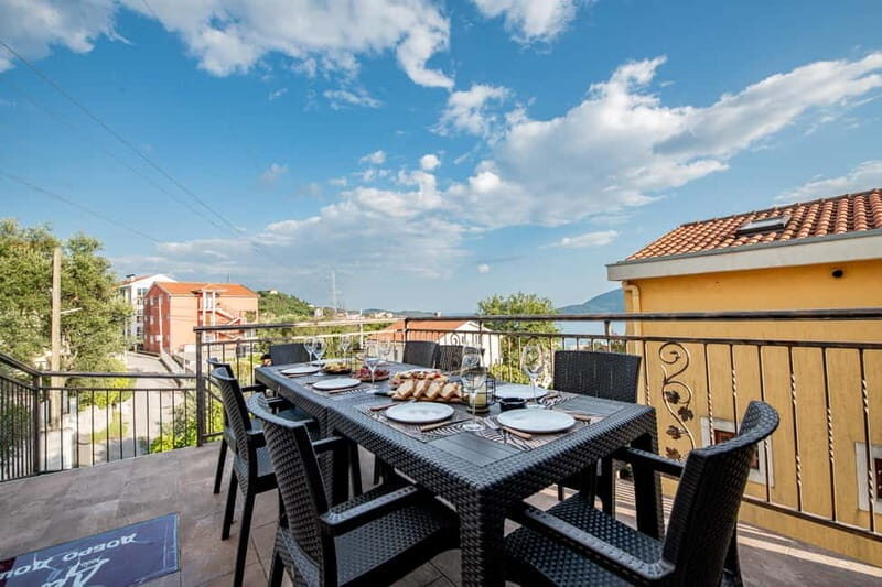 Herceg Novi: Charms of the Town of 6 Empires & Wine Tasting - A Sip of Montenegro: Wine Tasting at a Family-Run Winery