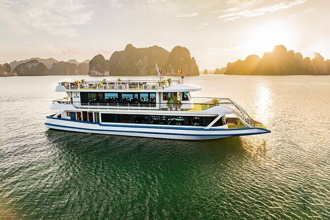 Hercules Luxury Halong Day Trip, 5 Star Cruise with Buffet Lunch - The Experience in Detail