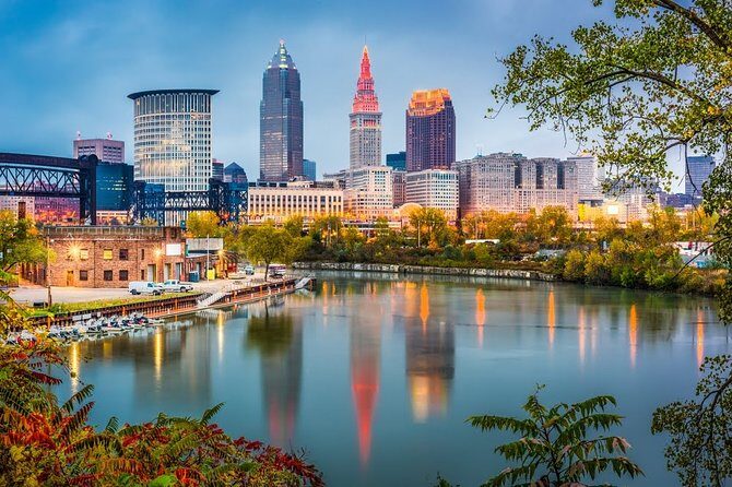 Heritage Walk: Scenic Guided Tour of Cleveland - A Detailed Look at the Heritage Walk Experience